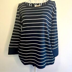 Jones New York Sport navy blue & white striped, 3/4 sleeves. Size L 100% cotton.